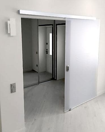 Дизайн, проектирование: На заказ Цельностеклянная перегородка — 5