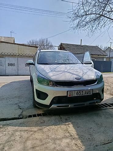 hyndai gets: Kia Rio X-Line: 2019 г., 1.4 л, Бензин, Хэтчбэк — 5