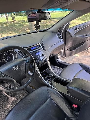 газ соната: Hyundai Sonata: 2010 г., 2 л, Автомат, Газ, Седан — 5