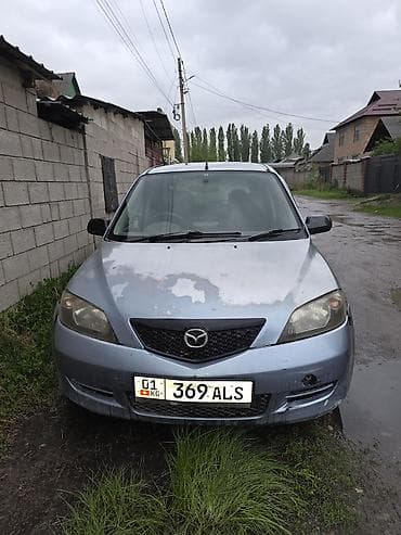 Mazda 2: 2003 г., 1.3 л, Автомат, Бензин, Хэтчбэк