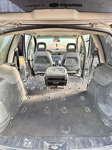 куплю бу авто: Ford Galaxy: 2003 г., 2.3 л, Механика, Бензин — 7