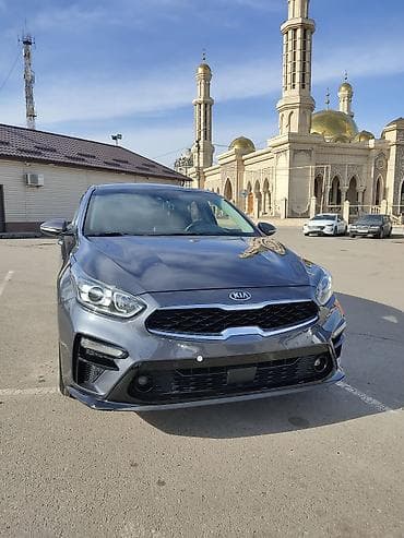 равно 3: Kia K3: 2019 г., 1.6 л, Типтроник, Бензин, Седан — 3