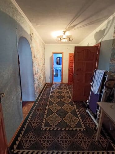 продаю домик: Үй, 314 кв. м, 7 бөлмө, Риелтор, Эски ремонт — 11