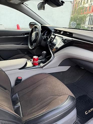 стабил: Toyota Camry: 2020 г., 2.5 л, Вариатор, Гибрид, Седан — 9