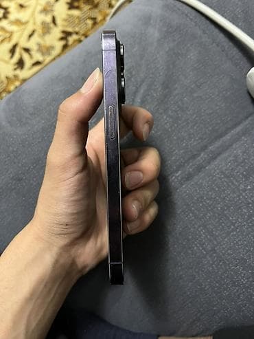айфон хр красный: IPhone 14 Pro, Б/у, 128 ГБ, Deep Purple, Защитное стекло, 78 % — 4