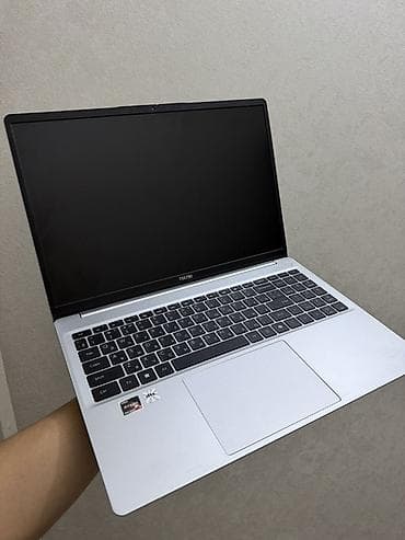 Ноутбук TECNO (серебристый ультрабук) - Дисплей 15.6", тонкие рамки