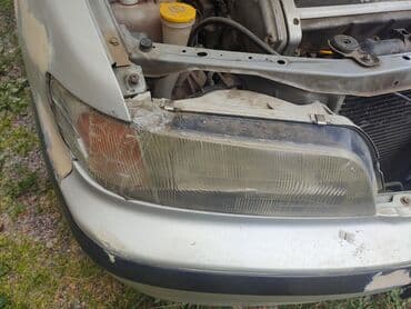 Передняя правая фара Nissan Оригинал