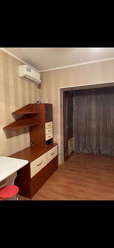 ареда: 35 м², С мебелью — 3