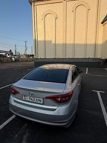 шевролет малибу 2: Hyundai Sonata: 2017 г., 2 л, Автомат, Газ, Седан — 4