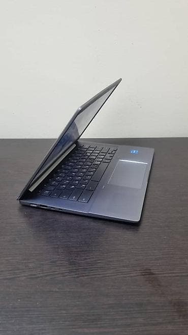 hp 1018: Процессор: Core i3-1115G4 11-го поколения, Графика: Intel UHD Graphics — 2