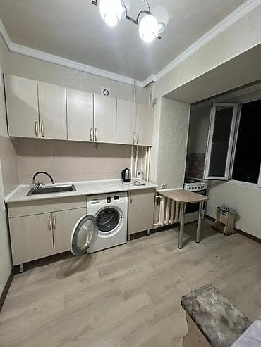 106: 2 комнаты, Риэлтор — 3