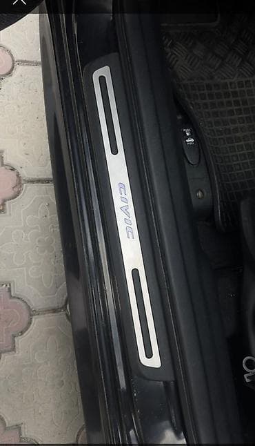 Продажа авто: Honda Civic: 2010 г., 1.3 л, Автомат, Гибрид, Седан — 8