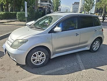 1: Toyota Ist: 2003 г., 1.5 л, Вариатор, Бензин, Лифтбек — 2