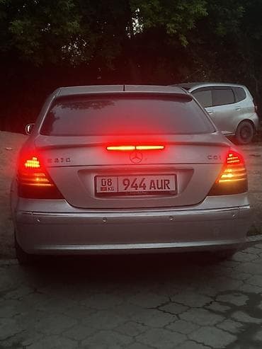 e500 124: Mercedes-Benz E-Class: 2003 г., 2.7 л, Автомат, Дизель, Седан — 8
