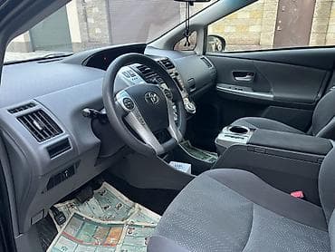 Продажа авто: Toyota Prius V: 2014 г., Вариатор, Гибрид, Универсал — 5