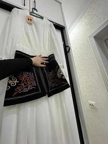 Личные вещи: Национальный костюм, Женский, 42 (S) — 1