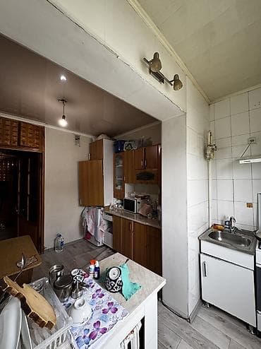 Кыймылсыз мүлк: 2 бөлмө, 54 м², 106-серия, 9 кабат, Эски ремонт — 9