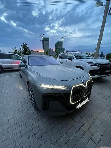 e2 byd: BMW 7 series: 2023 г., Автомат, Электромобиль, Седан — 3