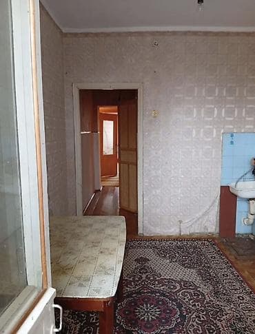 продаю квартиру 1 комната: 3 комнаты, 62 м², 1 этаж — 6