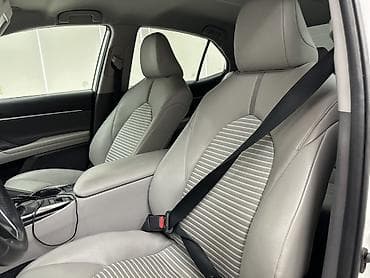 Toyota Camry: 2020 г., 2.5 л, Автомат, Бензин, Седан — 4