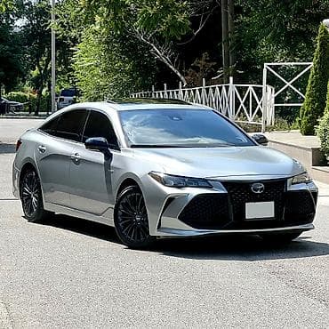 Toyota Avalon: 2019 г., 2.5 л, Вариатор, Гибрид, Седан