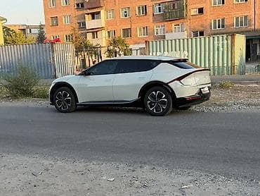 машина 300 мин: Kia EV6: 2022 г., 5 л, Автомат, Электромобиль, Кроссовер — 3