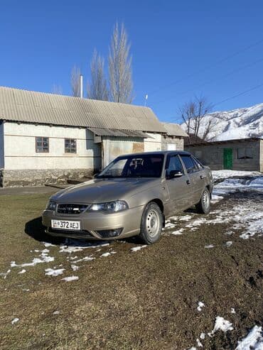 Ковролин: Daewoo : 2013 г., 1.5 л, Механика, Бензин — 4