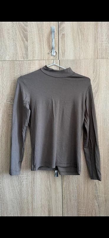 блузка с: 9 вещей за 1500 сом Женский комплект и свитер 1) Комплект из двух — 6