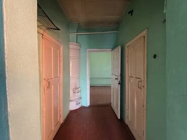 продаю дом сафхоз фрунзе: Дом, 1000 м², 5 комнат, Собственник, Старый ремонт — 4