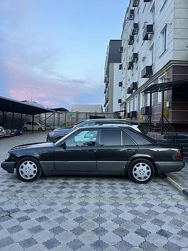 w210 e320: Mercedes-Benz W124: 1995 г., 2.8 л, Автомат, Бензин, Седан — 3