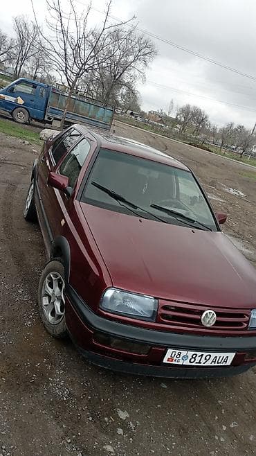 Volkswagen: Volkswagen Vento: 1992 г., 1.8 л, Механика, Бензин, Седан — 2