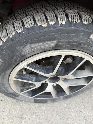 сиденья на фит: Honda Fit: 2002 г., 1.3 л, Автомат, Бензин, Хэтчбэк — 5