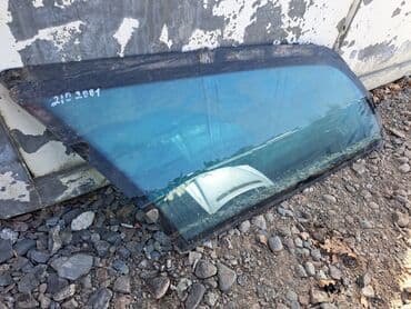 Мерседес заднее стекло 210 кузов универсал левая сторона стекло 210