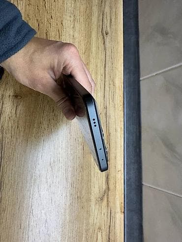 raspberry pi 4: Poco X6 Pro 5G, Б/у, 256 ГБ, цвет - Черный, 2 SIM — 5