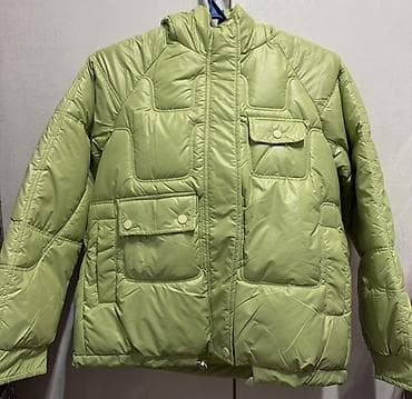 Новый пуховик с капюшоном, салатового цвета. Размер S/M. Осень-зима at lalafo.kg Новый пуховик с капюшоном, салатового цвета. Размер S/M. Осень-зима