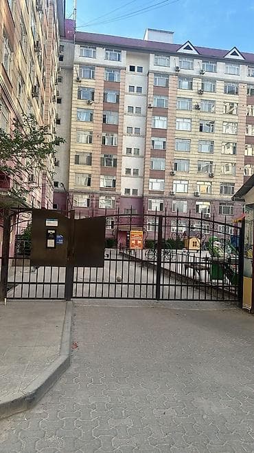квартира гостинка: 1 комната, С мебелью частично — 2
