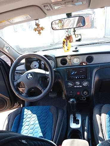 Транспорт: Mitsubishi Outlander: 2004 г., Автомат, Бензин, Кроссовер — 4