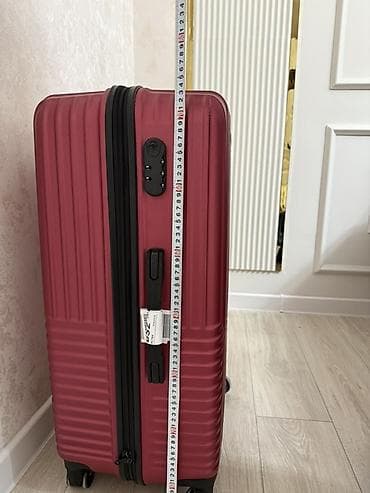 Аксессуарлар: Чемодан, Материалы: Желим, Орто (40 - 70 л), Катуу корпус — 4