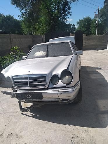 gac aion v plus: Mercedes‑Benz E‑Class W210 (седан, дорестайлинг) Описание: - Кузов — 5