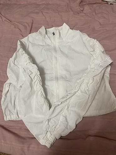 Личные вещи: Одежда женская почти новые все по 300 с можете все забрать за 600 — 3