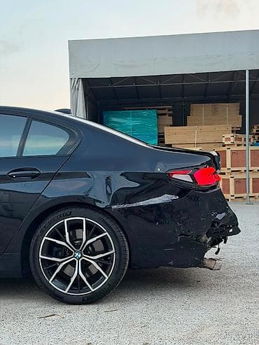 BMW 5 series: 2023 г., 2 л, Автомат, Бензин, Седан — 5