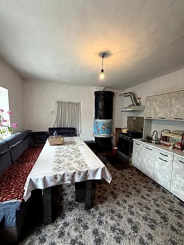 сараи: В Сокулуке ( верхняя зона) продается просторный дом. 🏠 Участок 12 — 7