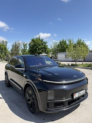 гегант бортовой: Lixiang L7: 2024 г., Электромобиль — 2