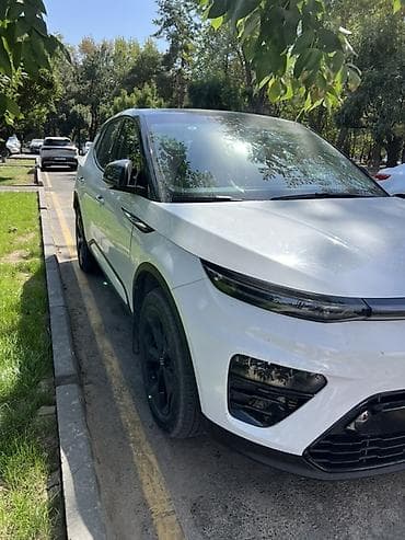 🚘 Enovate ME5 | Plug-in Hybrid ⚡ Запас хода на электричестве: 155 км — 3