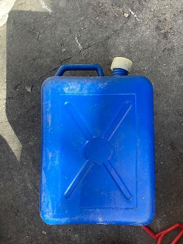 Идиш-аяк: Пищевая канистра пластиковая для жидкостей. Долго не пользовались — 1