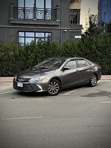 4runner 2017: Toyota Camry: 2016 г., 2.5 л, Вариатор, Гибрид, Седан — 1