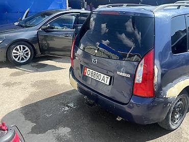 hundai salaris: Mazda PREMACY: 2002 г., 1.9 л, Механика, Бензин, Минивэн — 4