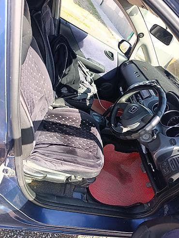 fit 2012: Honda Fit: 2003 г., 1.3 л, Вариатор, Бензин, Хэтчбэк — 3