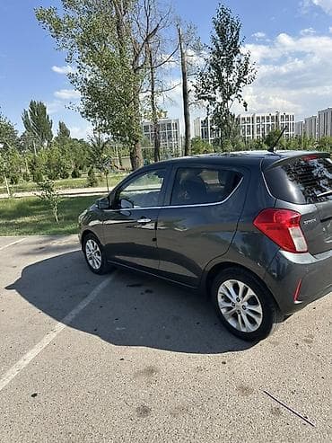 Chevrolet Spark: 2021 г., 1 л, Автомат, Бензин, Хэтчбэк — 3