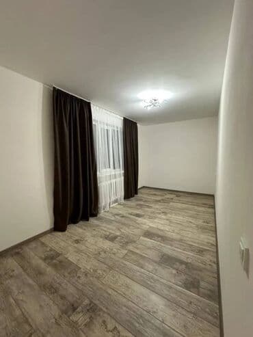 сдаю квартиру 4 микрорайон: 1 комната, 44 м², 104 серия, 1 этаж, Евроремонт — 1